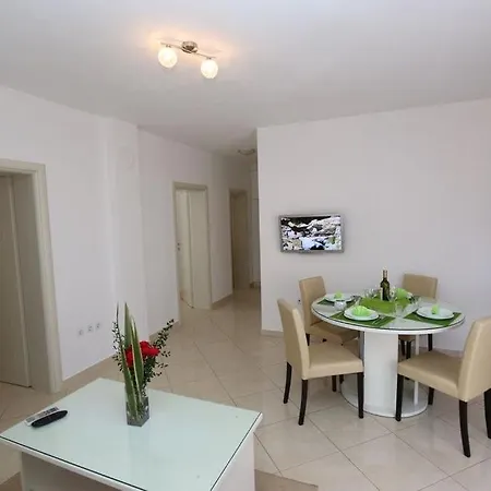 Guesthouse Medulin (64) *