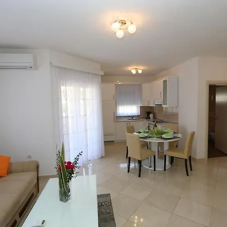 Апартаменты Guesthouse Medulin *
