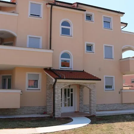 Апартаменты Guesthouse Medulin Медулин