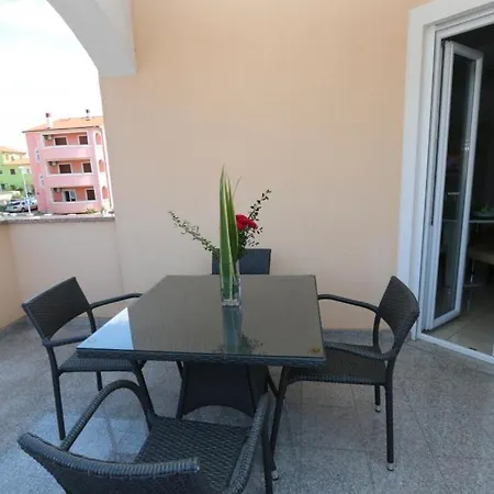 Apartment Guesthouse Medulin