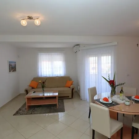 Guesthouse Medulin Apartment *